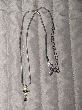 $3 with Bundle ~ Liz Claiborne Necklace 6514